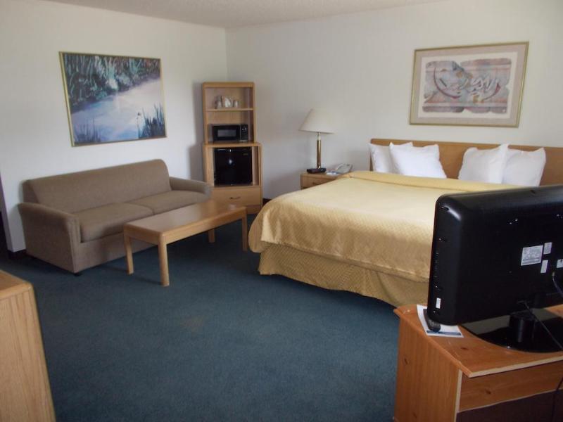 Boarders Inn And Suites By Cobblestone Hotels - Ripon Bagian luar foto